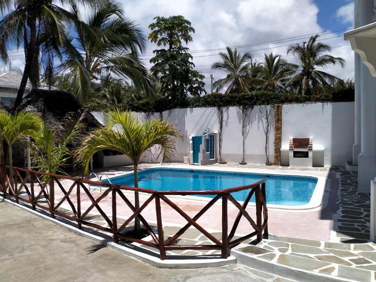 Watamu Solana Apartments Extérieur photo