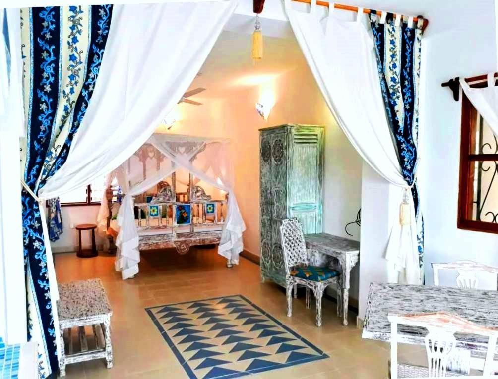 Watamu Solana Apartments Extérieur photo